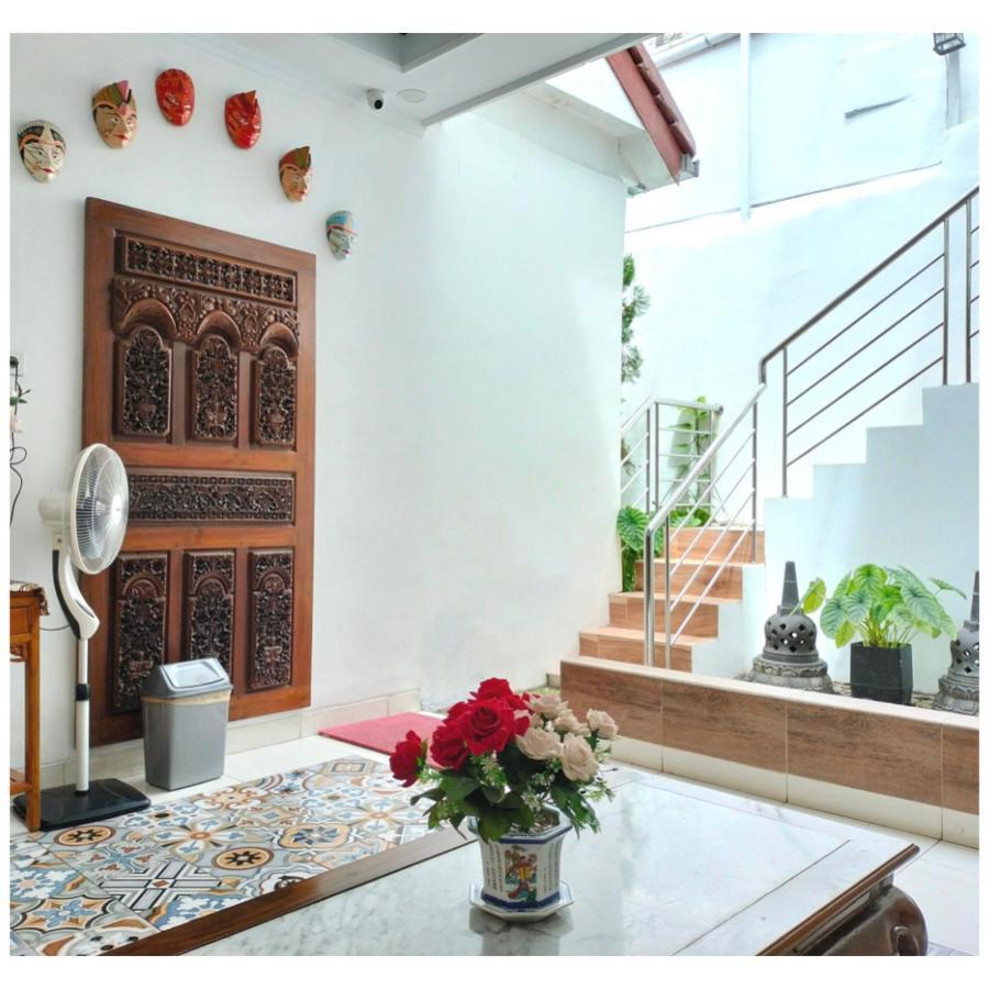 The Cabin Purwokinanti Hotel Yogyakarta Exterior foto